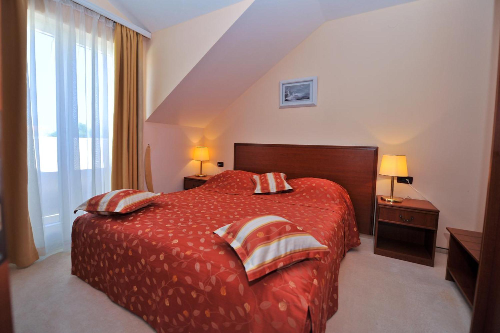Villa Kastel Povljana Room photo