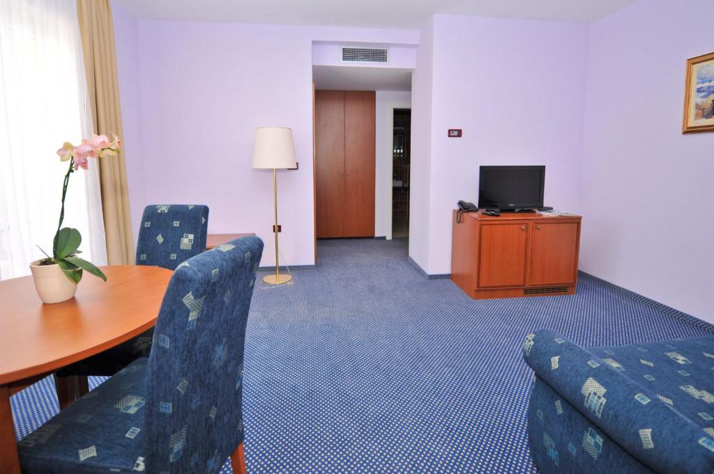 Villa Kastel Povljana Room photo